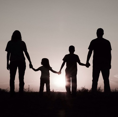 Новая «семейная выплата» для работающих родителей