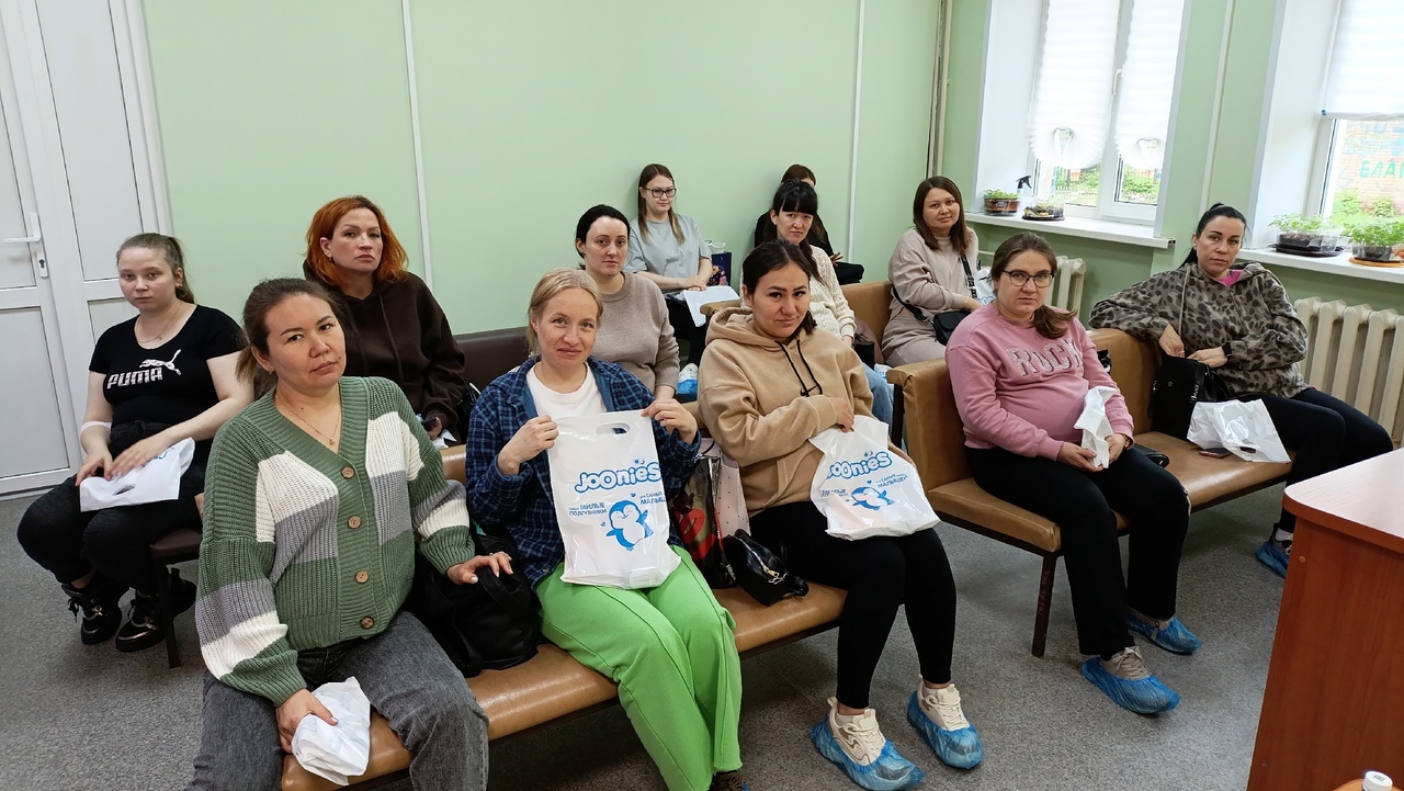 Лекция по ГВ в ЖК ГКБ № 6 Участницы лекции по ГВ в ЖК ГКБ № 6