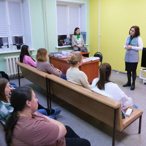 В ЖК ГКБ № 6 совместно с СМФЦ  провели встречу с будущими мамами