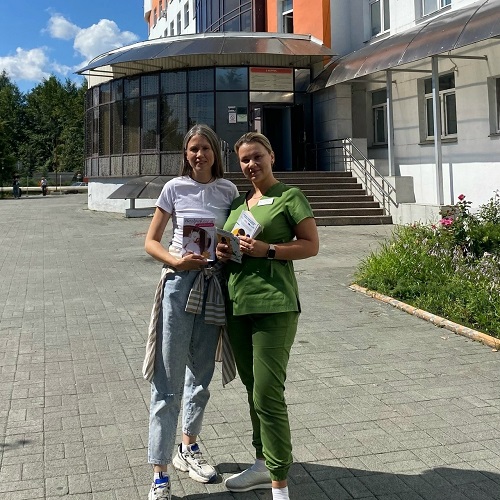 Открытки «Молочной почты» переданы в ЧОДКБ