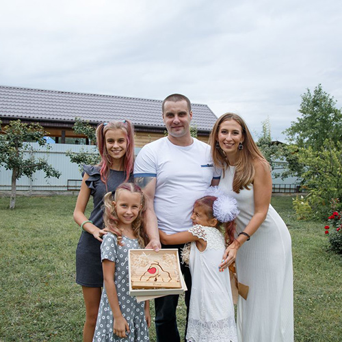 Семья Ерушиных, Челябинск