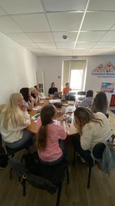 второе занятие второго потока Школы волонтеров в поддержку ГВ. Фото 3